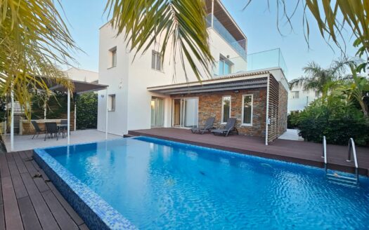 For Sale Four Bedroom Villa At Geroskipou