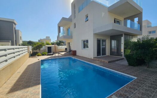 RENTED Three Bedroom Villa in Lower Chloraka