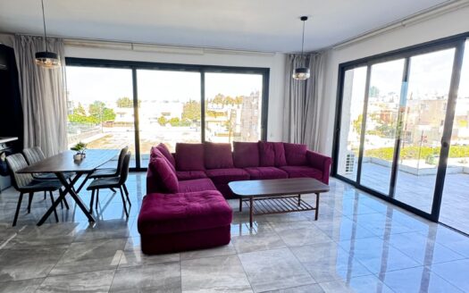 RENTED Three Bedroom Apartment At Universal