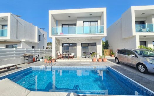 For Sale Three Bedroom Villa At Lower Chloraka