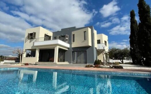 For Rent Four Bedroom Villa Near ISOP , Paphos