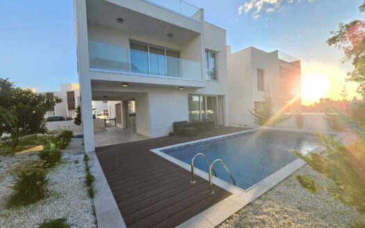 For Rent Four Bedroom Villa At Konia