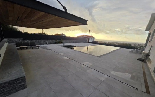 For Sale Eight Bedroom Villa At Peyia