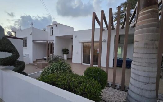 RENTED Five Bedroom Villa At Geroskipou