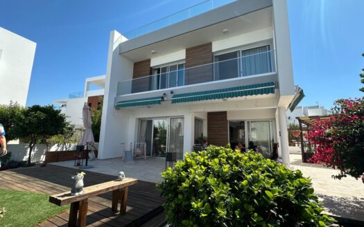 For Rent Three Bedroom House At Konia