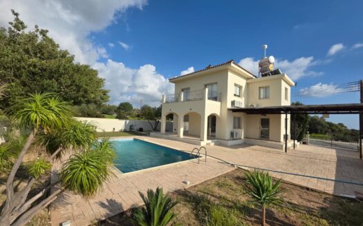 For Rent Three Bedroom Villa At Venus Rock, Kouklia